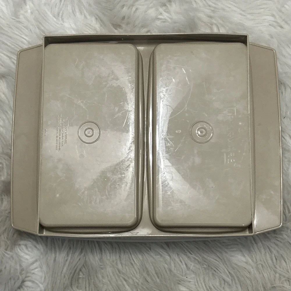 Vintage Tupperware Deviled Egg Carrier Beige White Double Tray 16 Egg Server USA